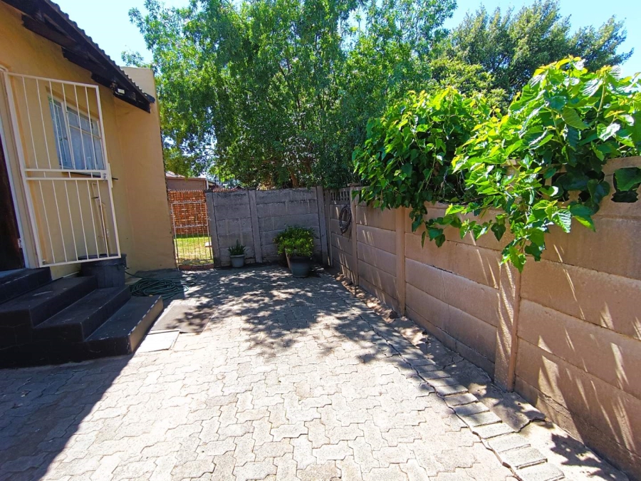 3 Bedroom Property for Sale in Fleurdal Free State